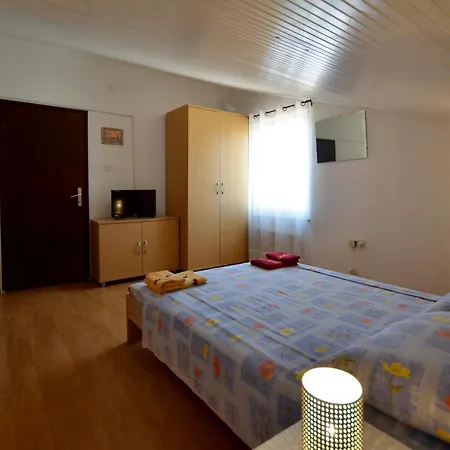 Galant Guest house 3*