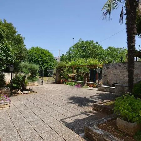 Guest house Galant 3*